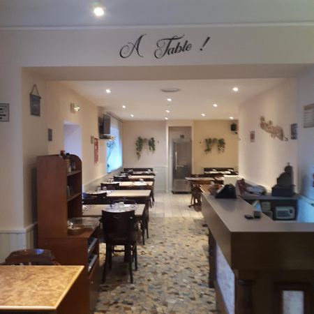 Hotel Restaurant Le Centre Comblanchien Luaran gambar